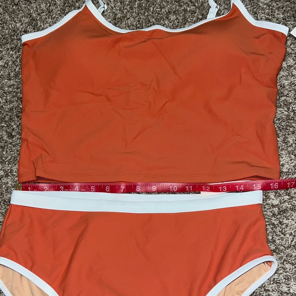 NWT! Geode Coral Swim Set with White Trim (2 tops & bottom!) Super Flattering! - Picture 9 of 15